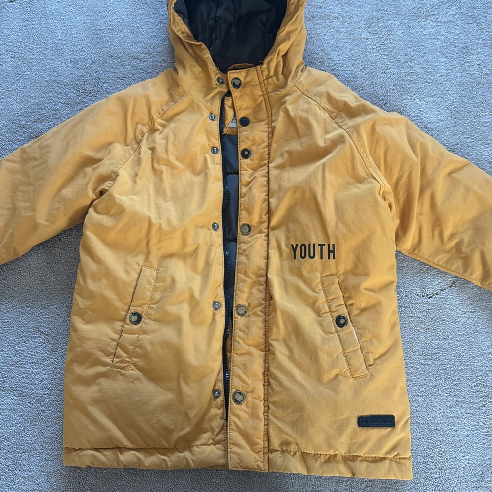 Zara Coat - Picture 2 of 4